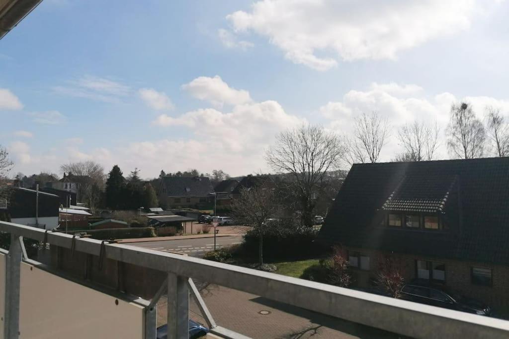 2 Wohnung, Wallbox, Balkon, Zentral *
